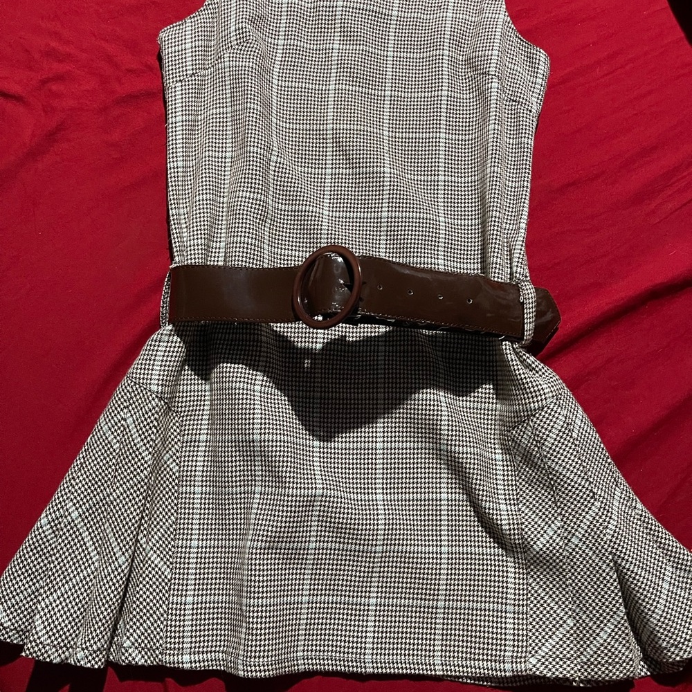 Girls dress size 10 with belt